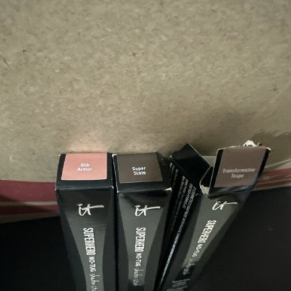 IT Cosmetics Superhero Shadow Sticks Faves 3-Pc Set-NEW-A617239 - Picture 2 of 2